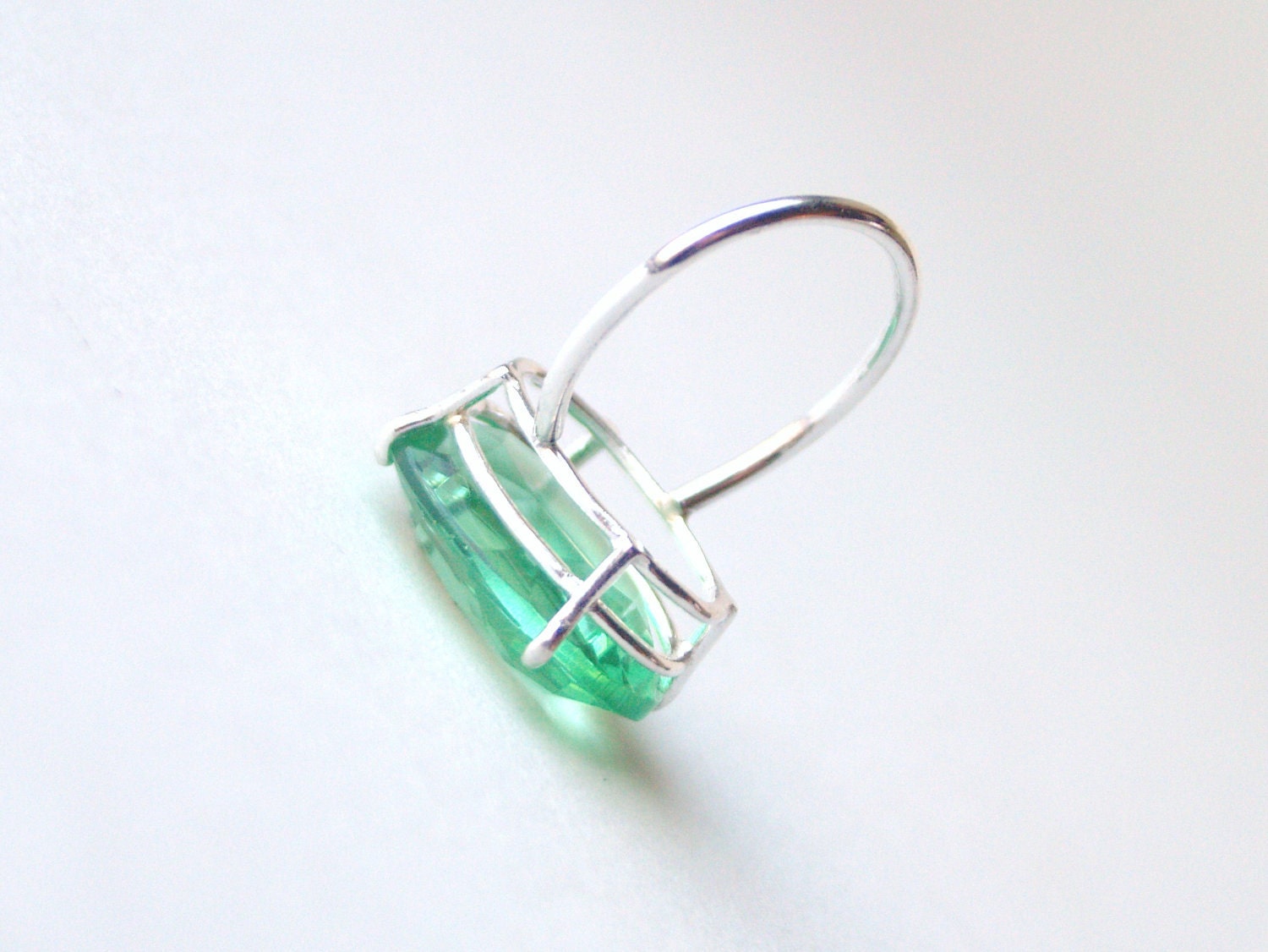 Vintage Green Glass Ring