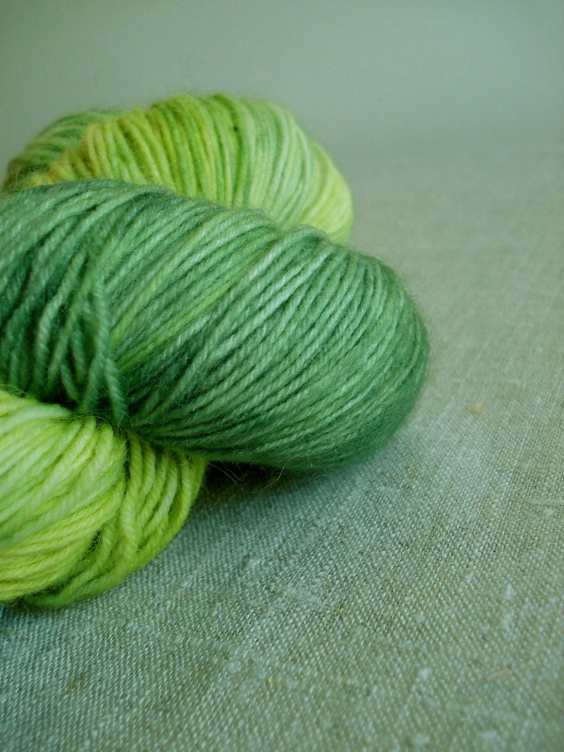Hand dyed Merino wool sock yarn no. 35, The grass is always greener on the other side