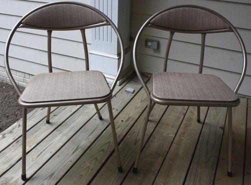Pair Retro Folding Chairs Metal with Pleather Seats & Backs Extra Seating Side Chairs Mid Century