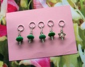 Bumpy Glass Bead Stitch Markers - set of 5 - Green