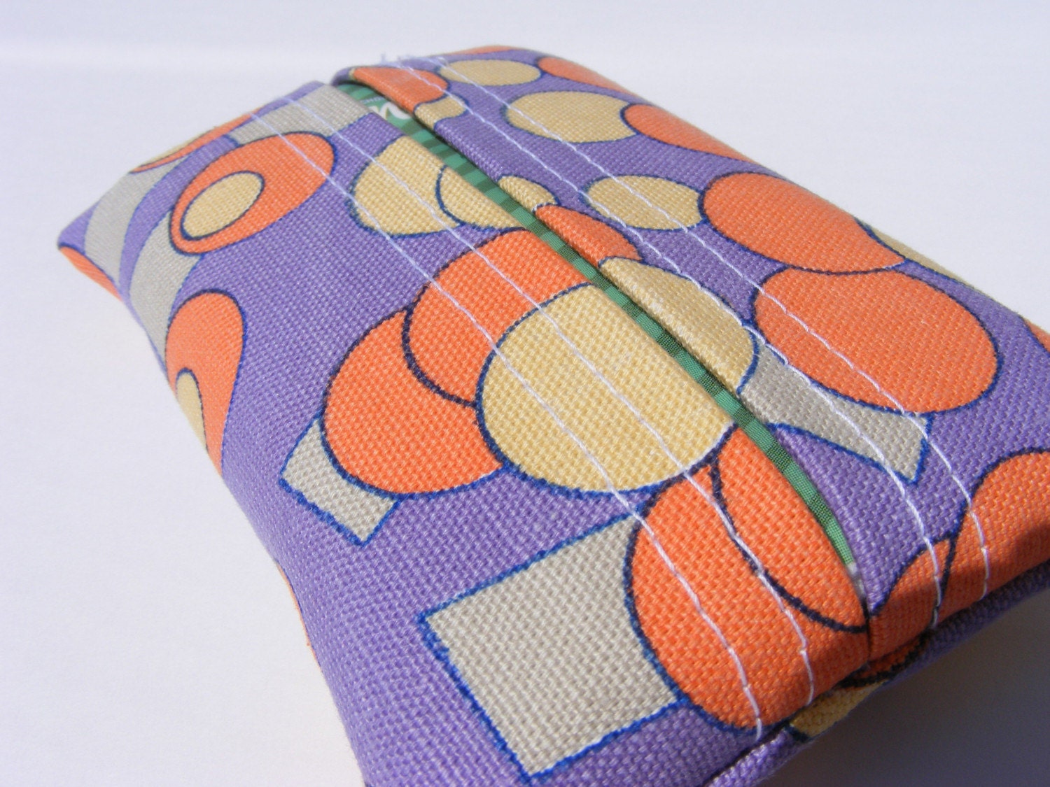 Circles and Squares Pattern Tissue Holder