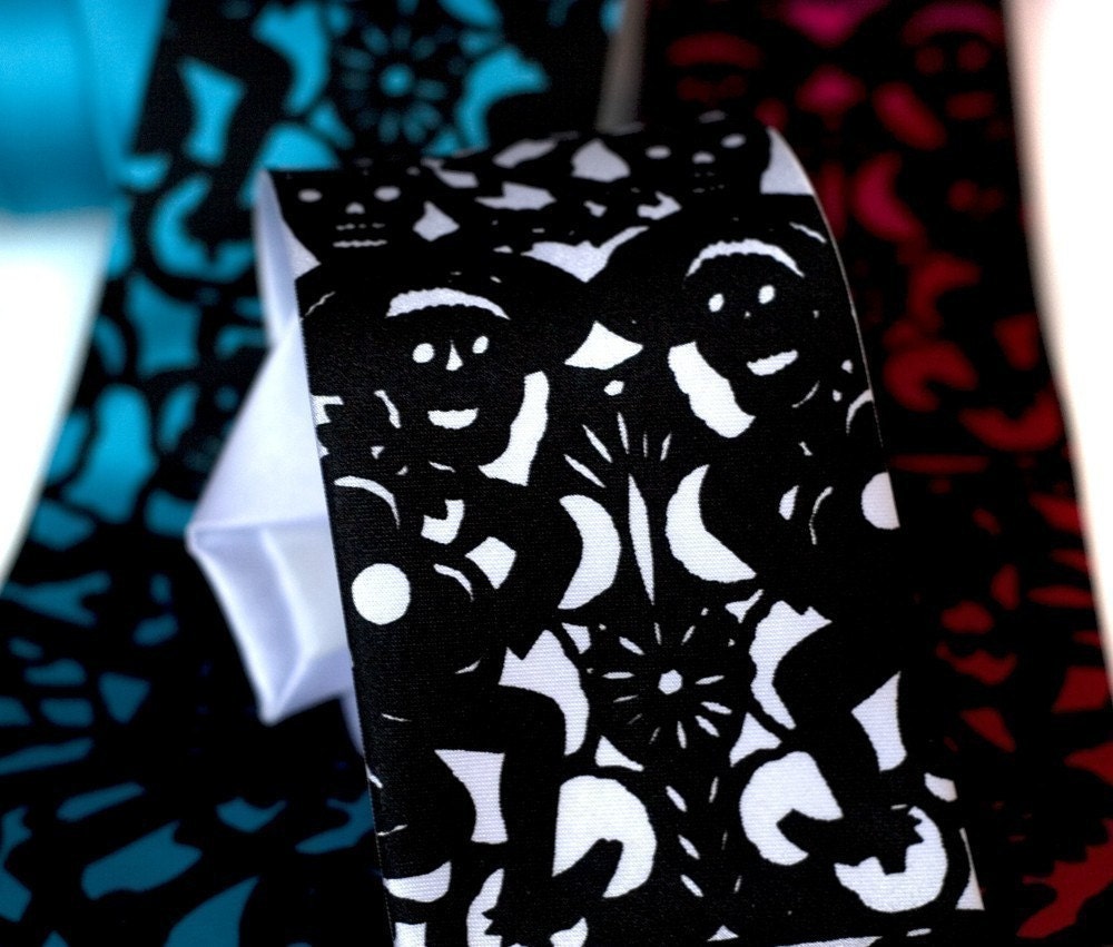Dia de los Muertos - NARROW screenprinted microfiber necktie.