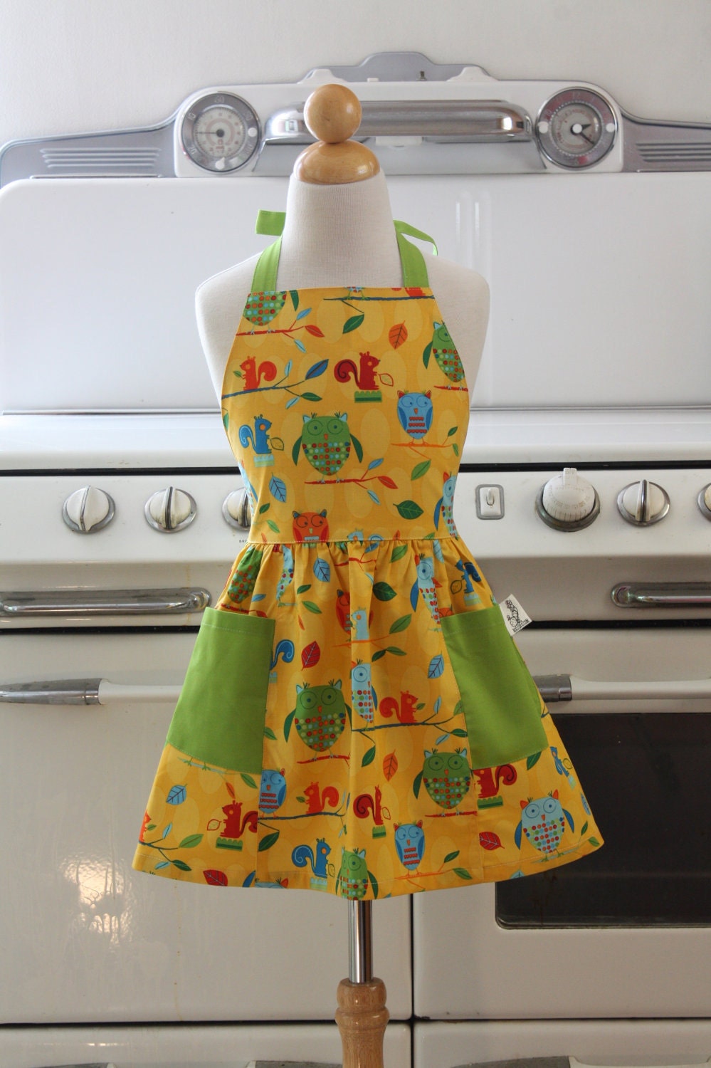 Retro Apron for Little Girls Squirrels and Owls Full Apron