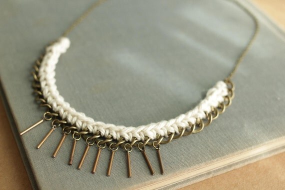 crochet rope necklace with metal fringe in beige choker  for spring fashion
