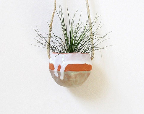 Spring Housewarming Terracotta hanging ceramic pinch pot with green and white glaze - perfect for air plant, succulent or cactus