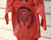 SALE - Organic rosewood onesie with dusty purple fox pendant 12-18 Months