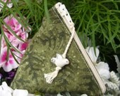 Fly away Home Pouch