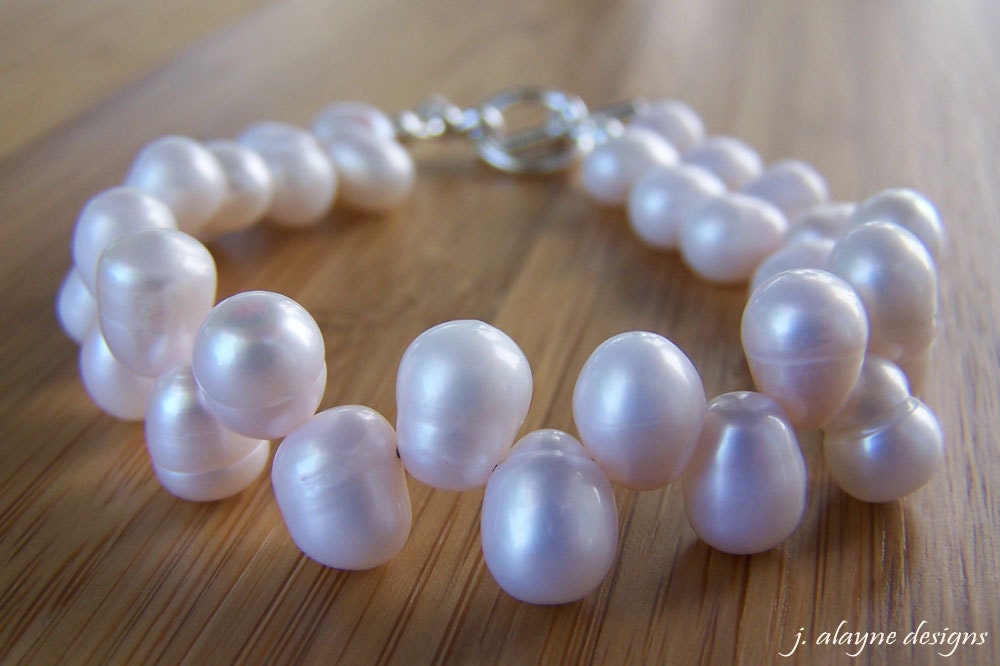 Baby Pink Freshwater Pearl Bracelet
