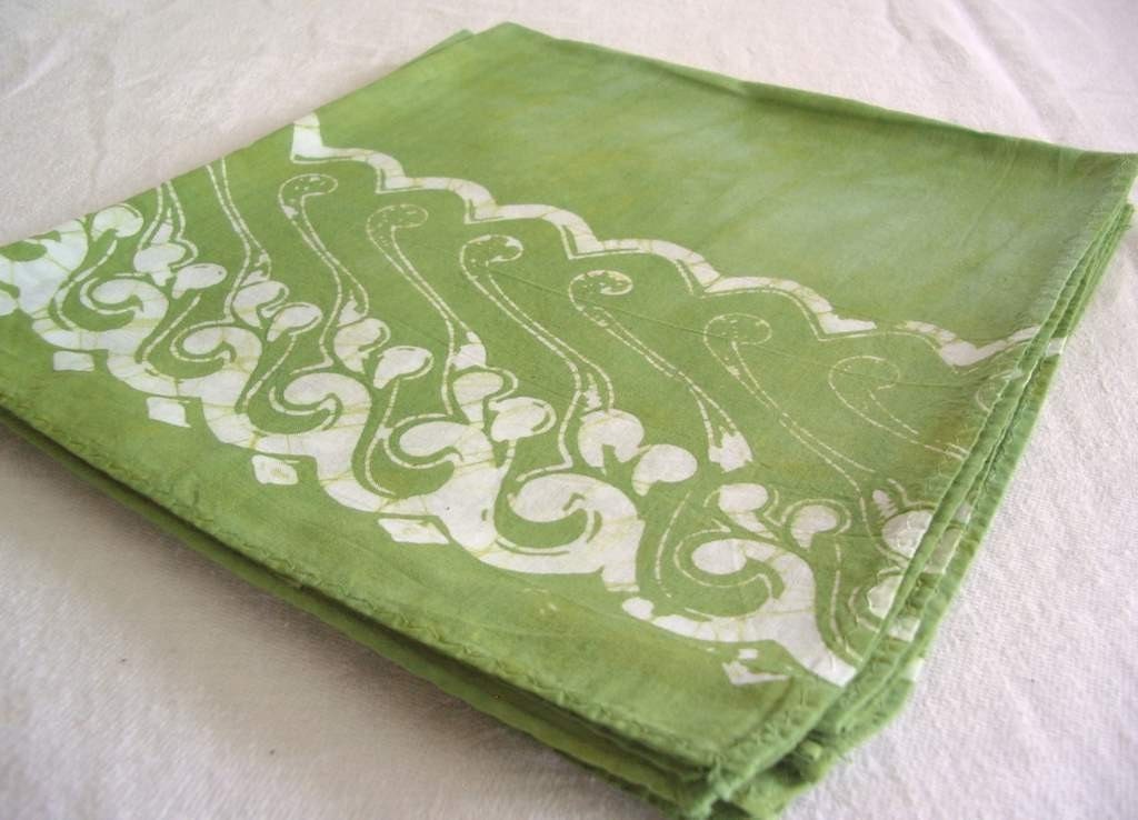 scrolling waves napkins in pale sage green