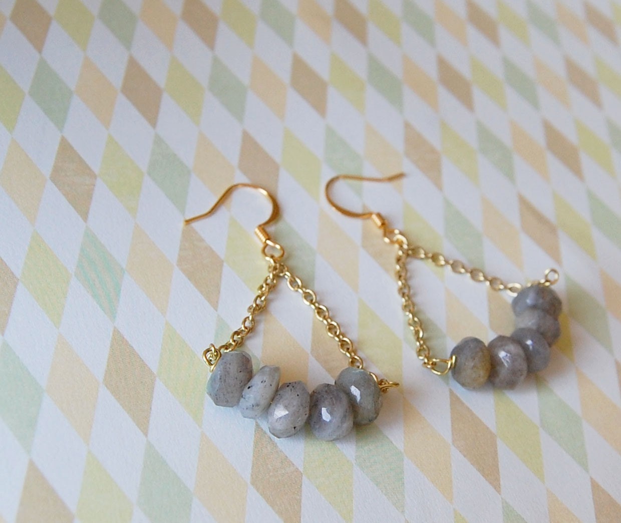 cyber monday - free shipping - simple stones - labradorite chandelier dangle earrings