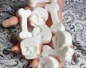 Horror-ific Skull and Bones Guest Soaps Party Favors