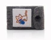Kitten Needle Book, Small Size, Heather Grey Wool, Felt Pages, Vintage Button, Sewing Supply