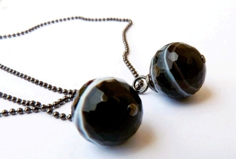 Black Agate Necklace Faceted  Vintage style Wire Wrapped - expressyourself