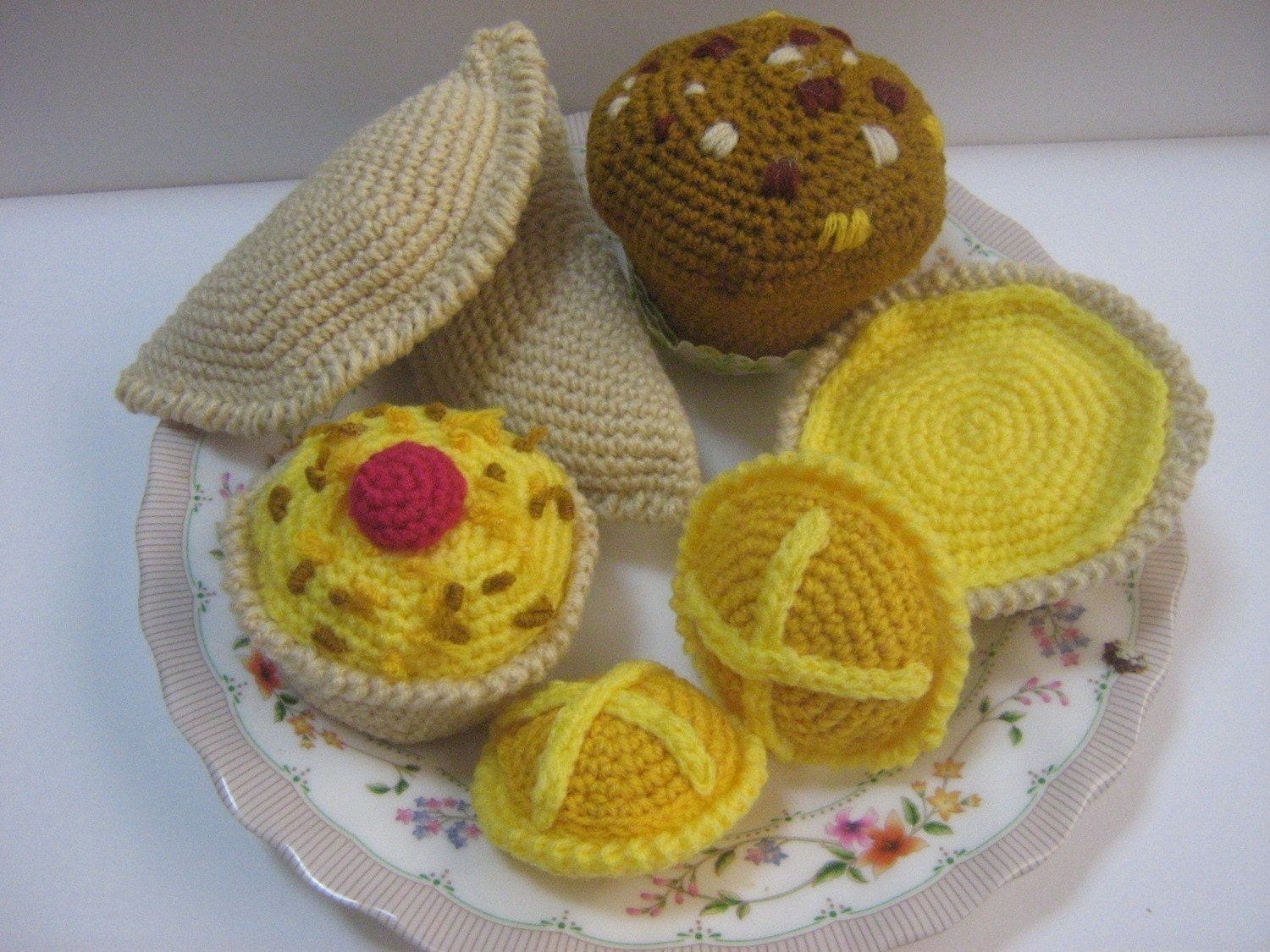 Food Crochet Pattern PDF Instant Download Dessert Cakes Sweet Food Pattern High Tea Pastries