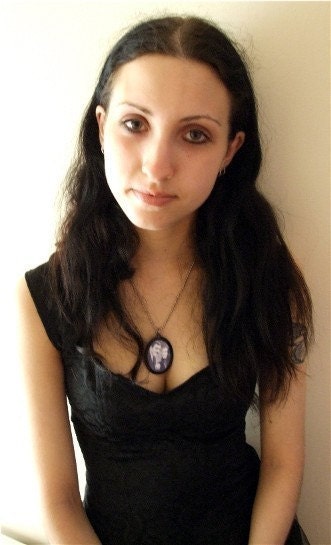 Witch with Owl DIY Vintage Halloween Necklace Pendant Victorian Goth Horror cool retro design