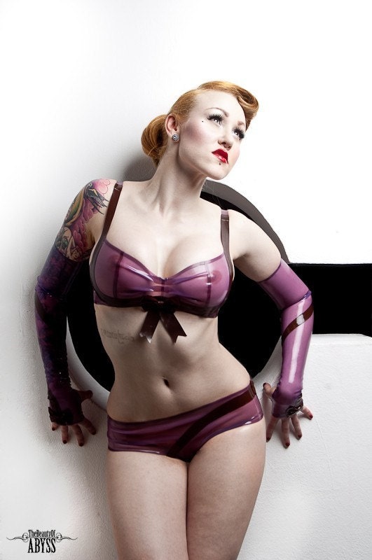 Bow Brassiere