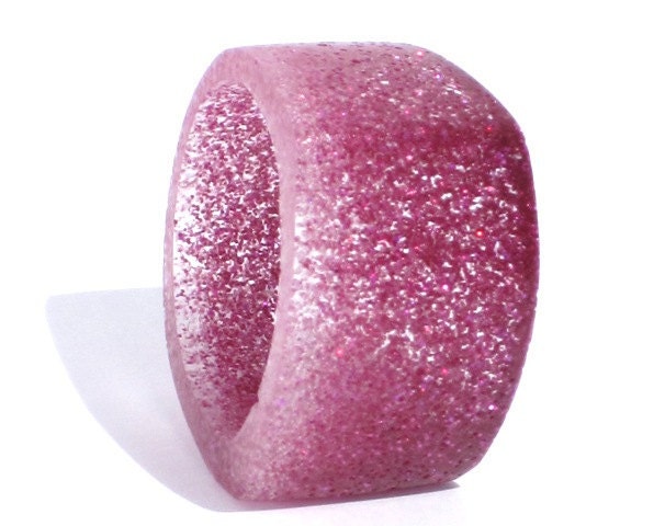 Handcrafted resin ring " magenta sparkle"