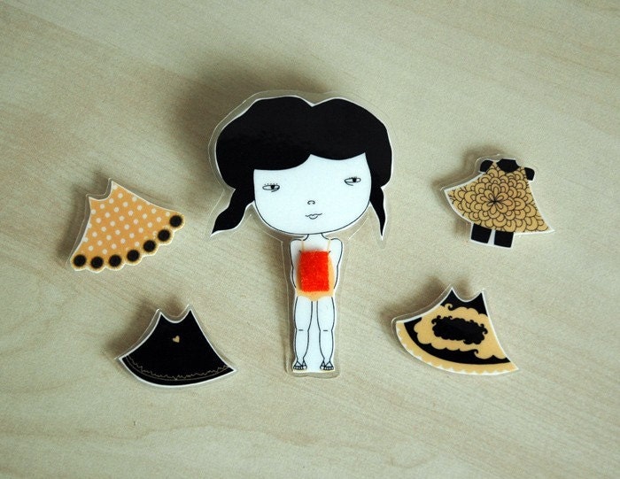 Carla  -  hesitant doll pin