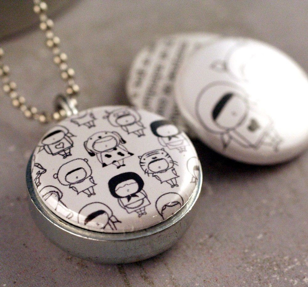Share locket - collaboration with Polarity