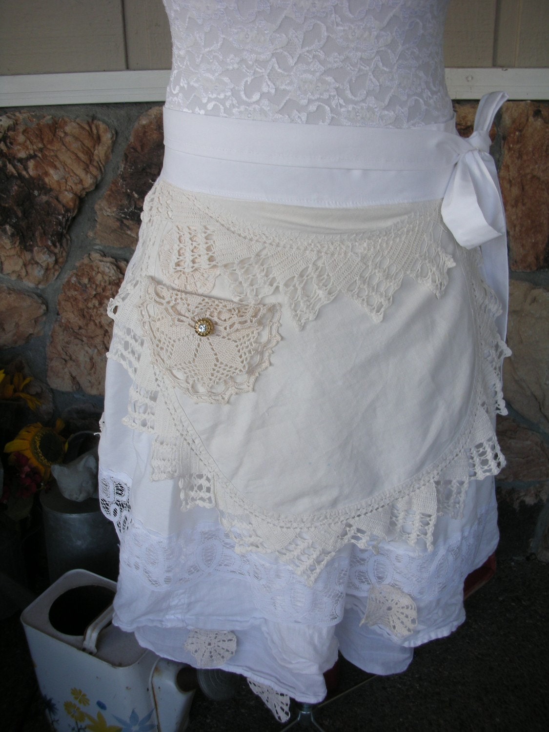 Aprons - Womens Half Apron - White Lace Aprons - Jane Austin Apron - Handmade Apron - Vintage Linens Apron - Shabby Chic Apron
