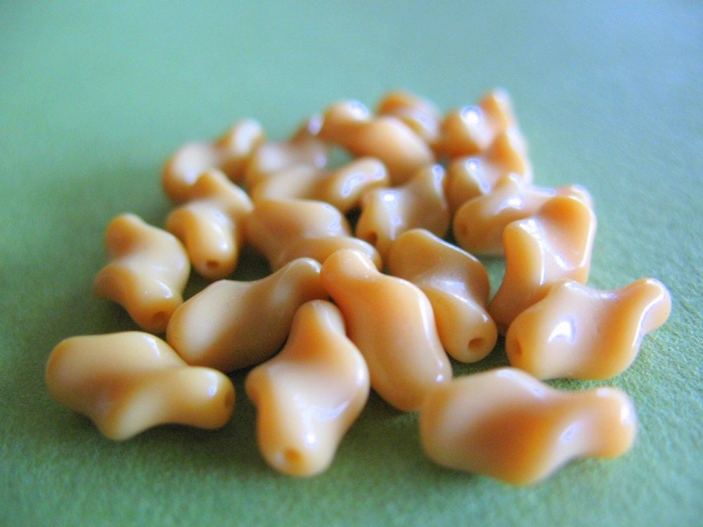 Caramel Twisted Vintage Czech Glass Beads