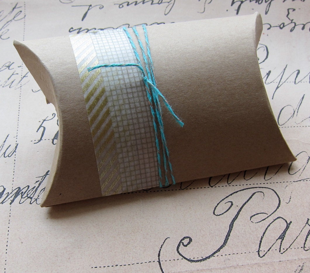 pillow gift box