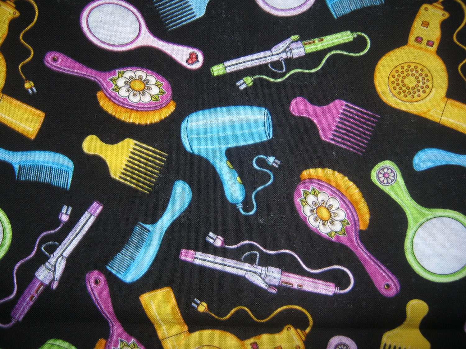 SALE 1 Yard Timeless Treasures Cotton Quilters Fabric Salon Tools Curling Iron Comb Mirror 2007 HTF
