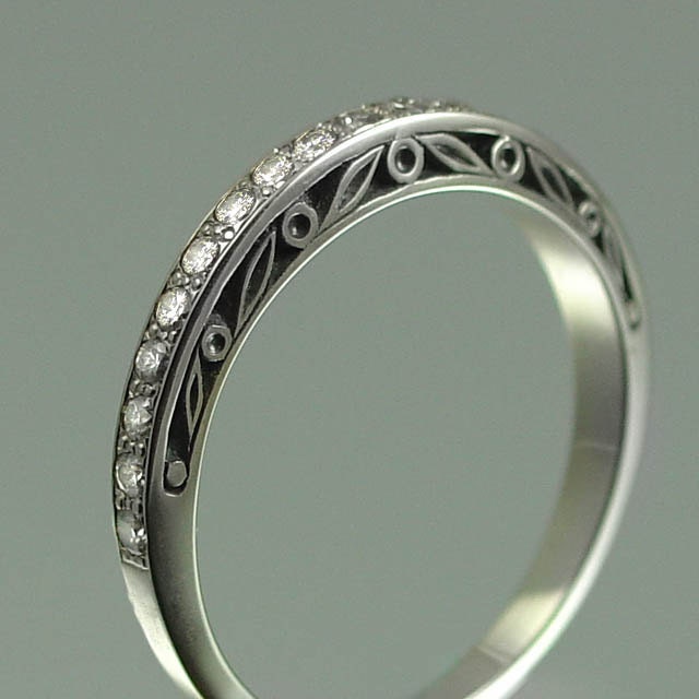 UNDER A SPELL Wedding Band 14k gold and White Sapphires