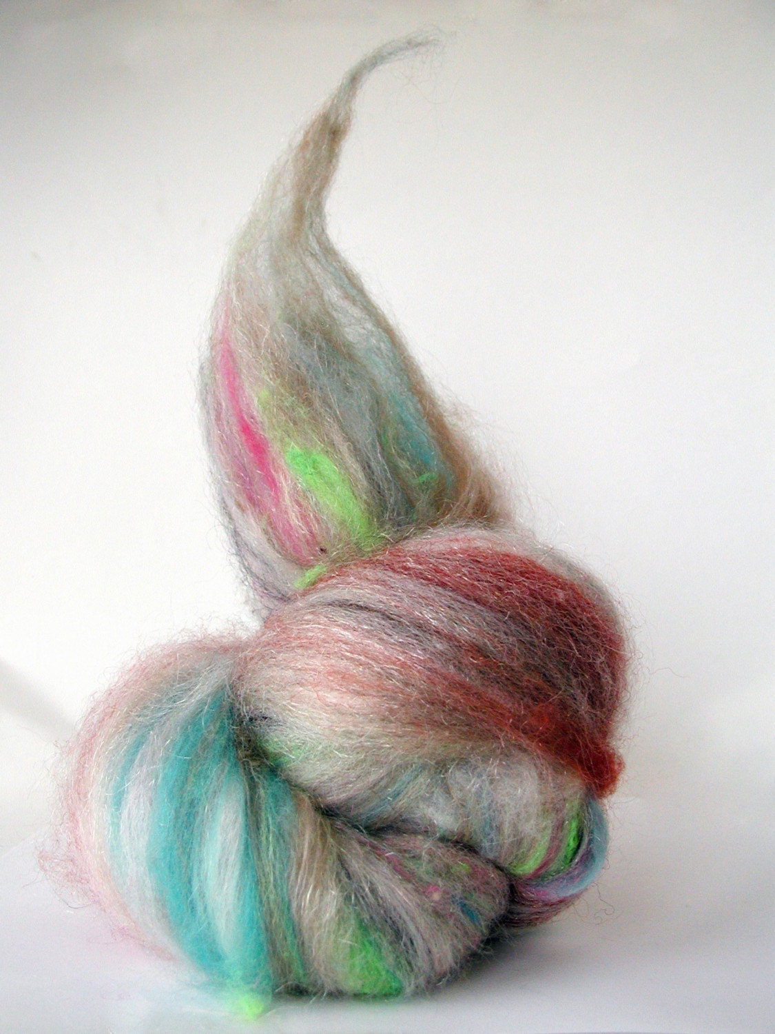 MYSTERY wrapped in a riddle KANGAROO CUCKOOBATT Art Club wool batt with surprise for spinning or felting