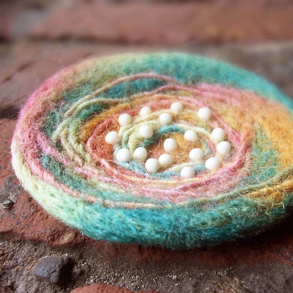 Pin - Felted Wool, Bouquet