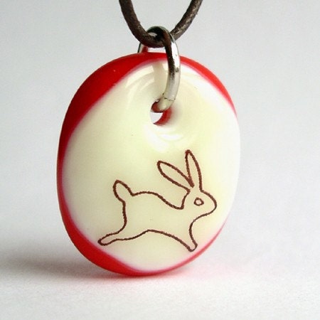 Bunny on Vanilla and Red. A fused glass pendant necklace.