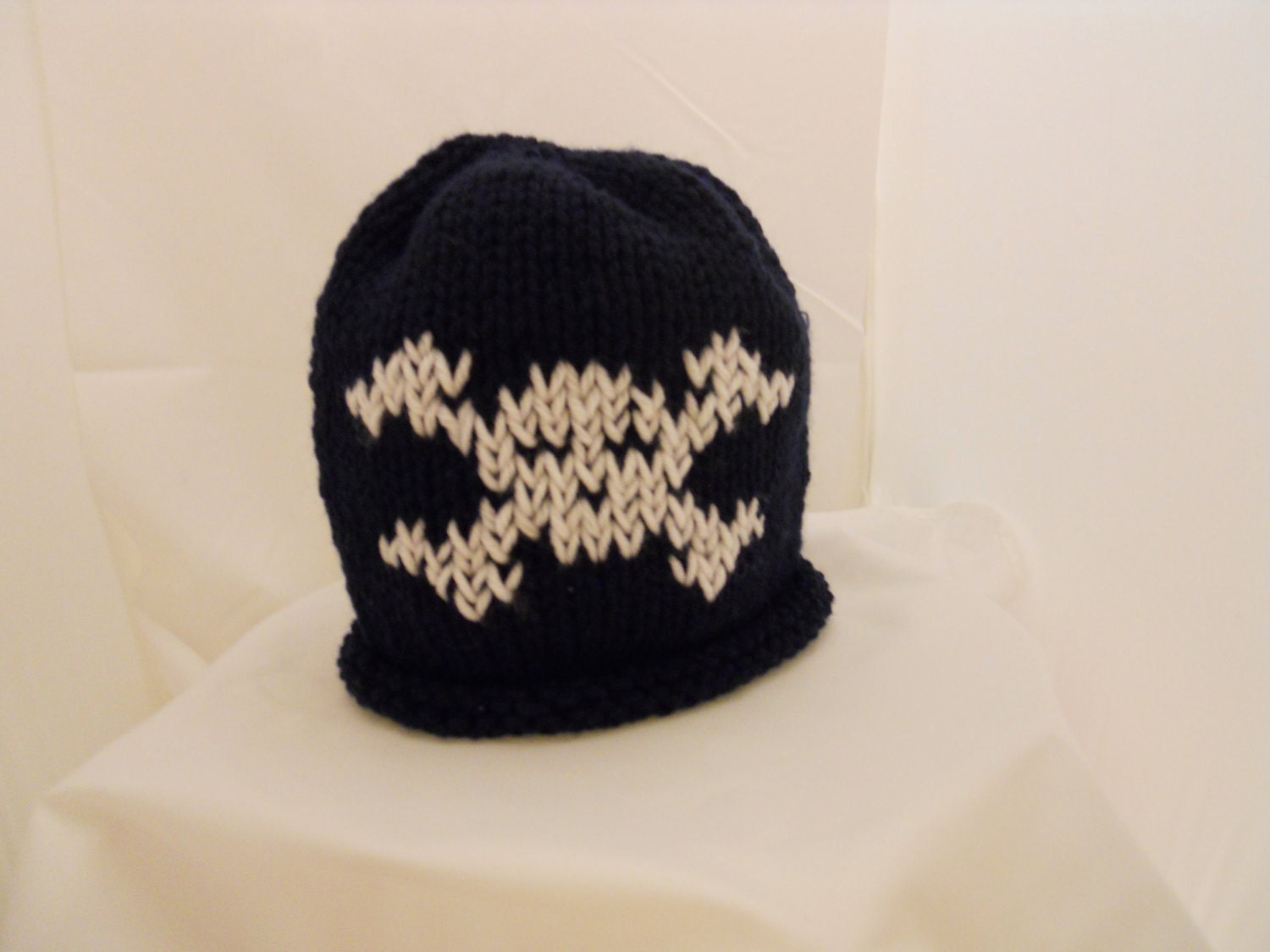 One Eyed Pirate - Skull and Crossbones Knit Hat Navy Blue with White Skull