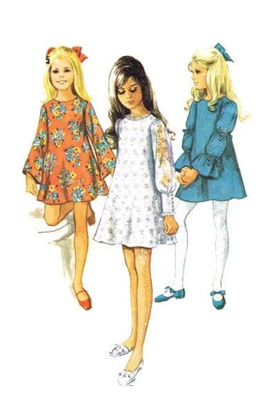 Girls Angel Sleeve Dress 1960's Simplicity 8024 Vintage Sewing Pattern Size 10