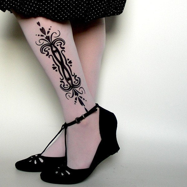 sexy TATTOO 01 knee-high socks WHITE