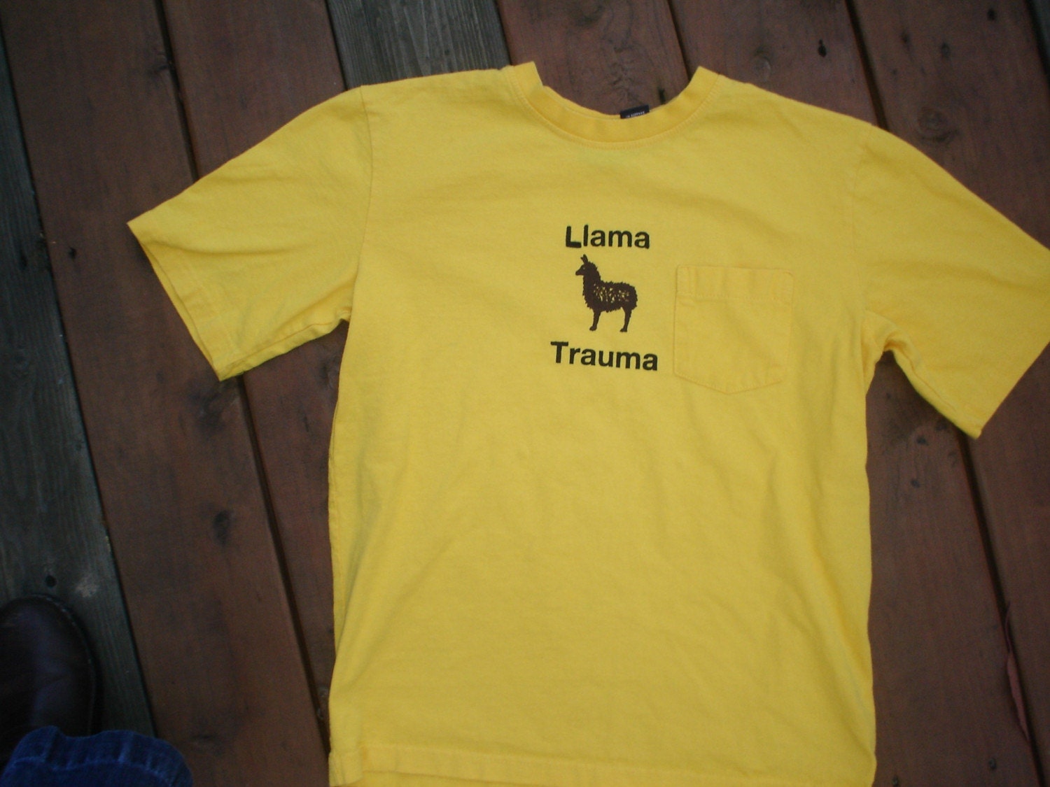 llama tee