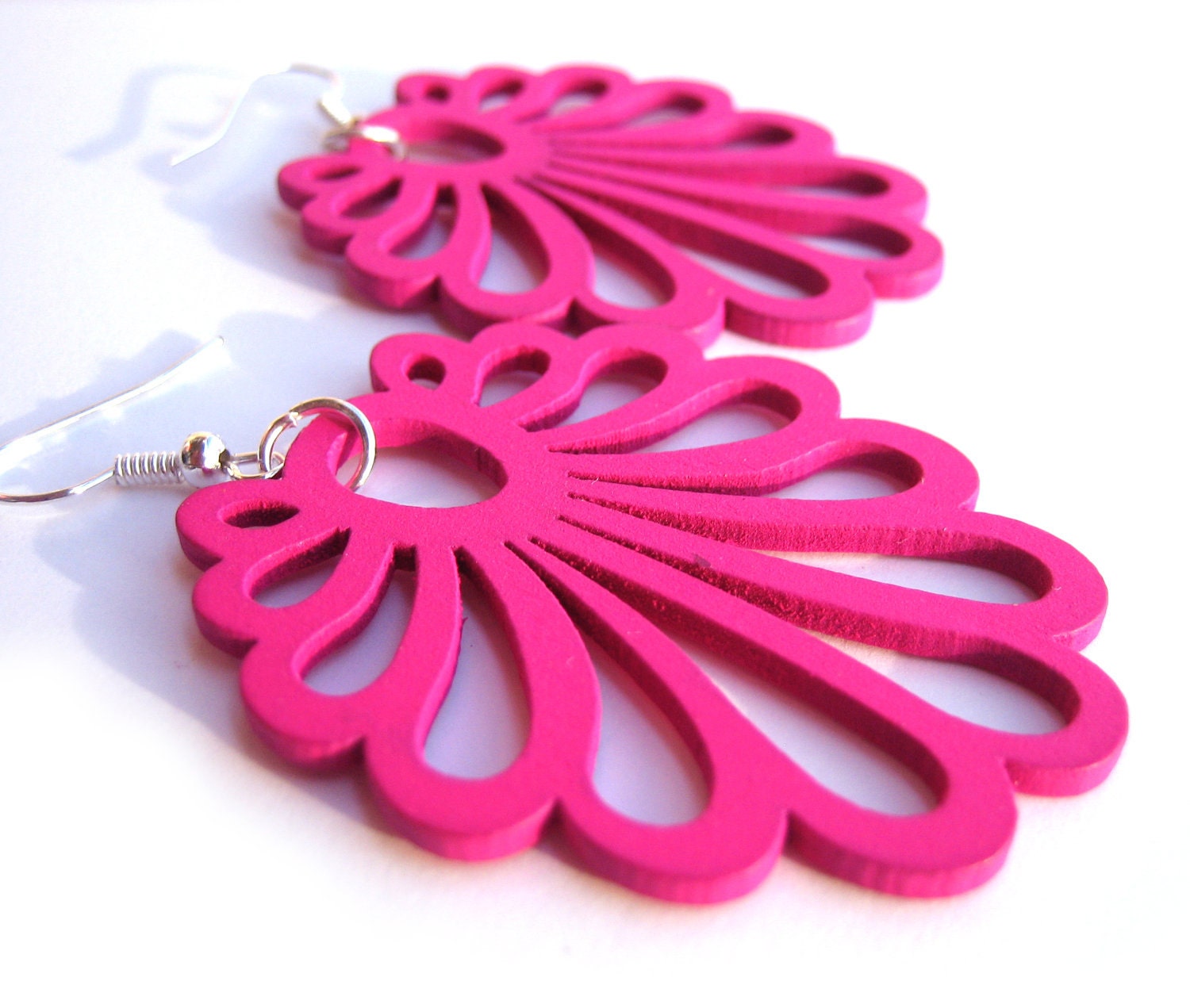 Pink wood earrings, elegant fan shape - Pink Boho