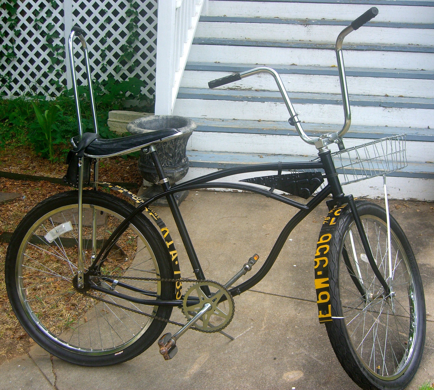 The Invisible Bar-cycle