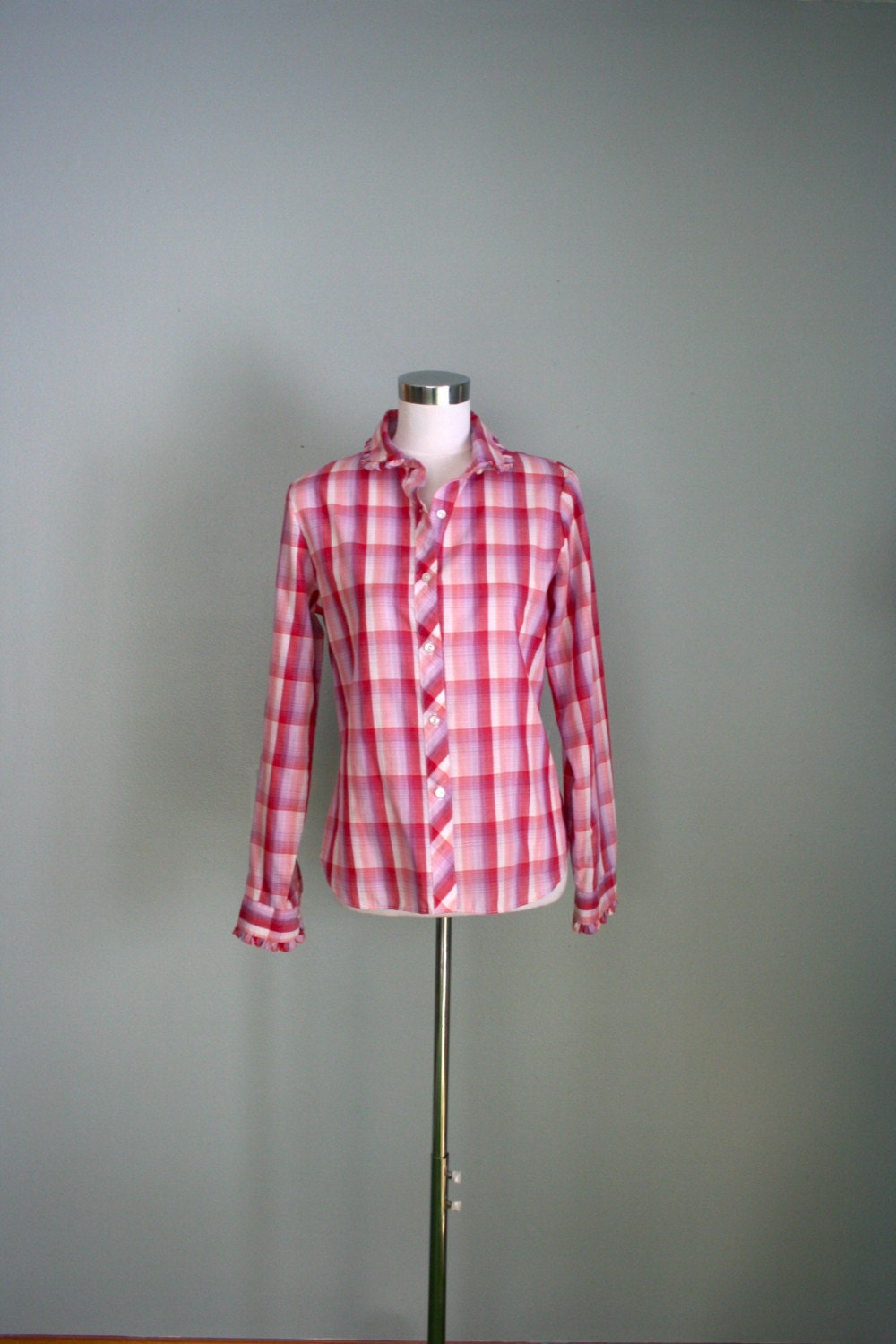 SALE . vintage . pastel . pink . WESTERN . plaid . ruffled . blouse
