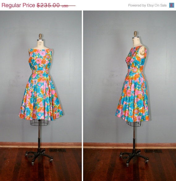 MAY SALE . vintage . Saks Fifth Avenue . SUMMER Sangria . dress