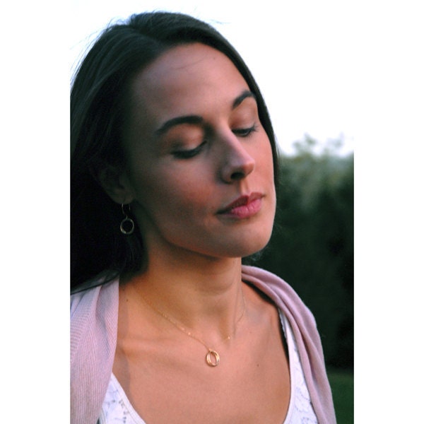 Gold Nesting Circles Necklace