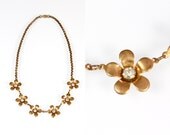 Daisy and Rhinestone Hippie Vintage Necklace