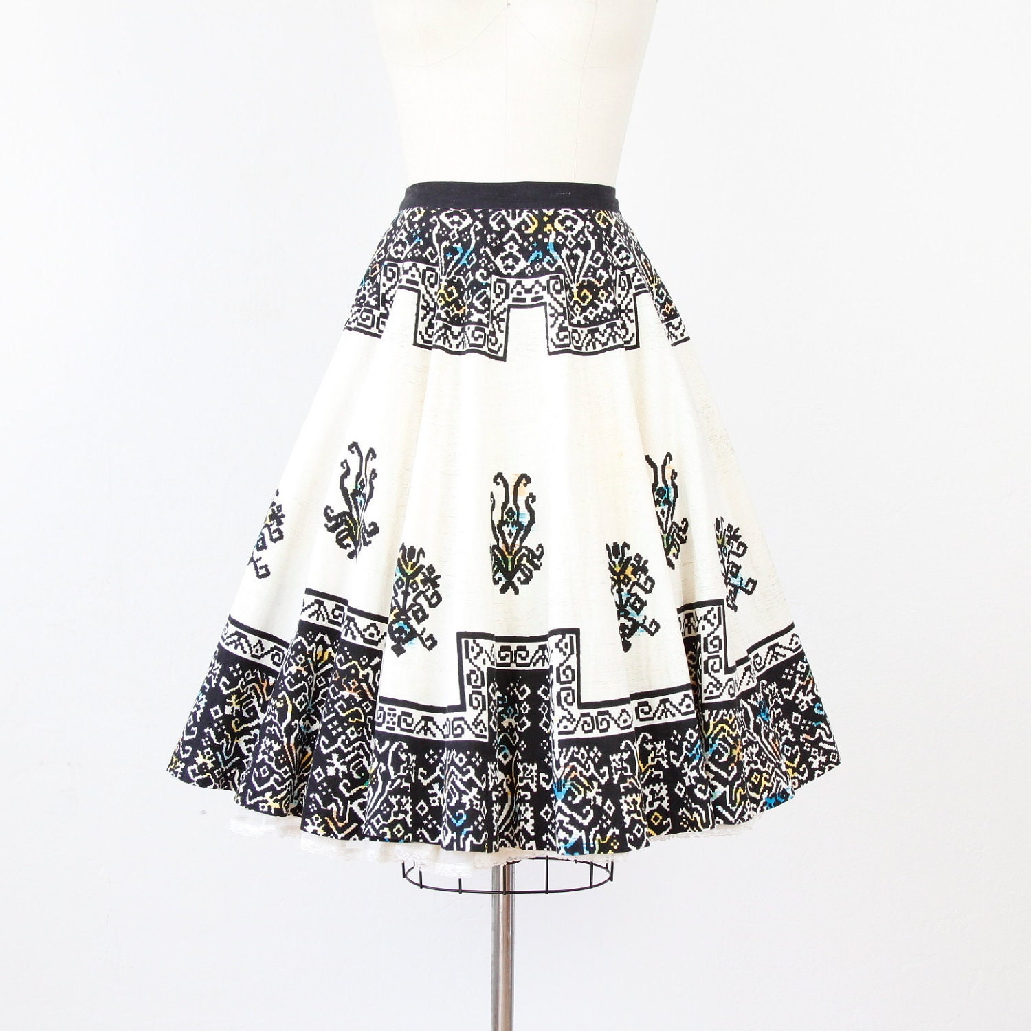 Full Circle Mexican Ink Design Vintage Skirt