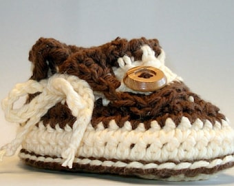 Crochet Pattern 6  Baby Booties Buttons and Bows PDF