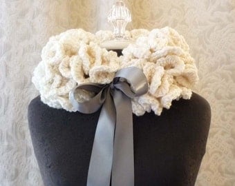 Cowl Couture - The Exponential Neck Ruffle - Wearable Fiber Art - Cream