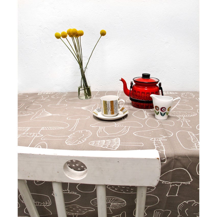 Tablecloth - Mushrooms, in Loam