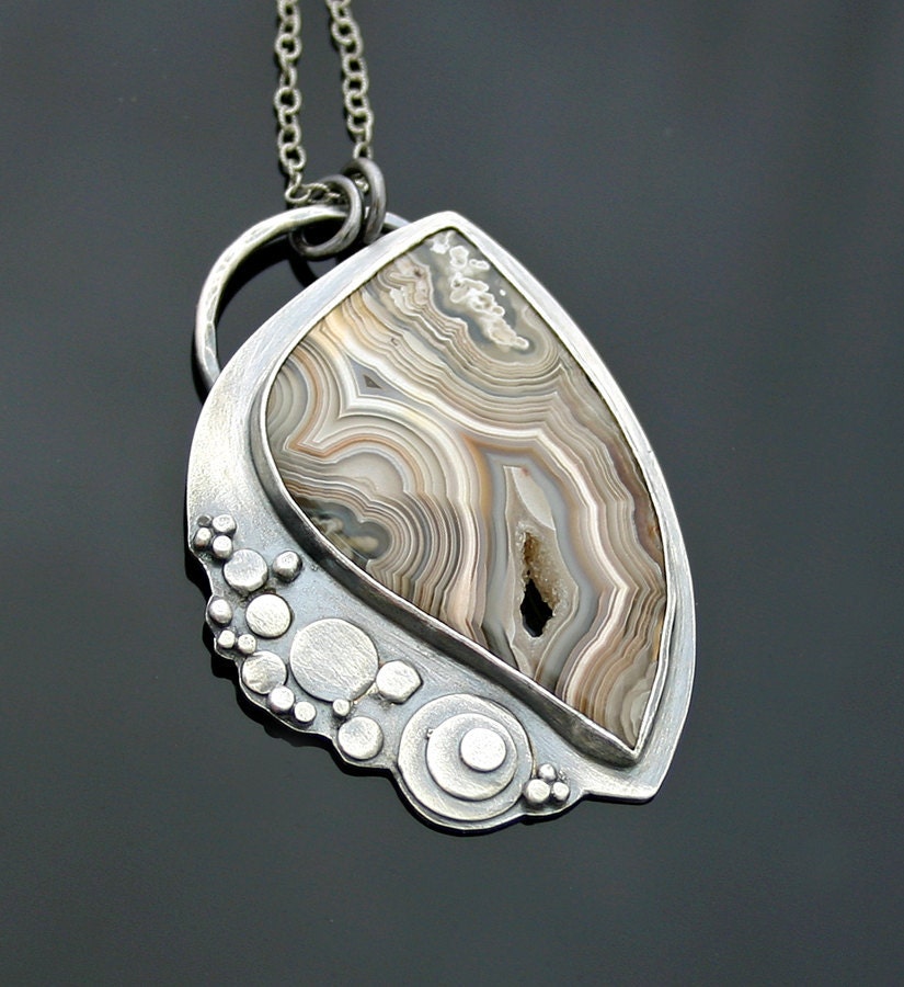 Mexican Crazy Lace Agate and Oxidized Silver Necklace