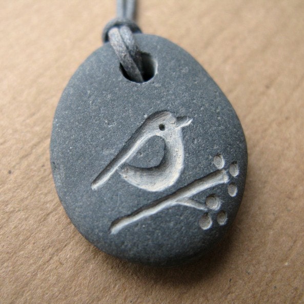 bird and berries beach pebble necklace