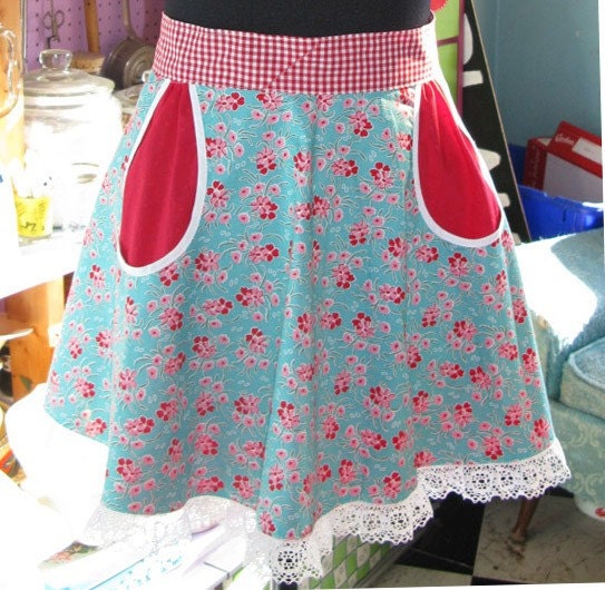 Vintage Inspired Red and Turquoise Floral Circle Apron