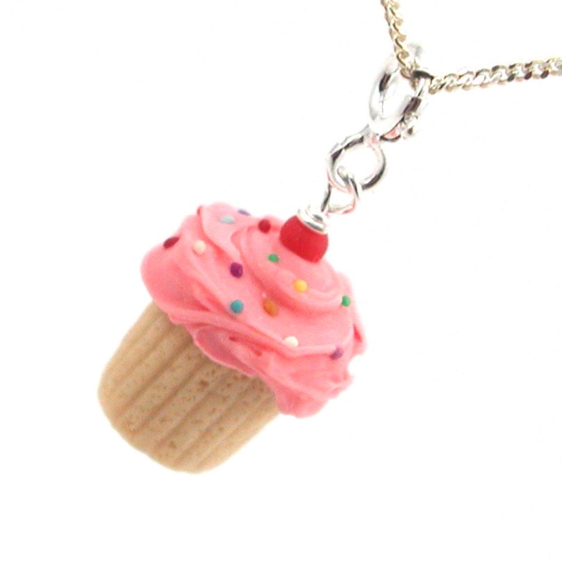 Cupcake necklace : birthday cupcake pink vanilla