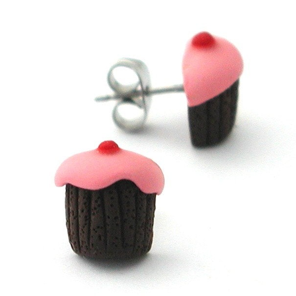 Chocolate cupcake stud earrings (pink cherry)